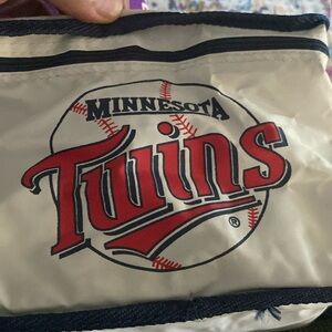 Twins vintage cooler